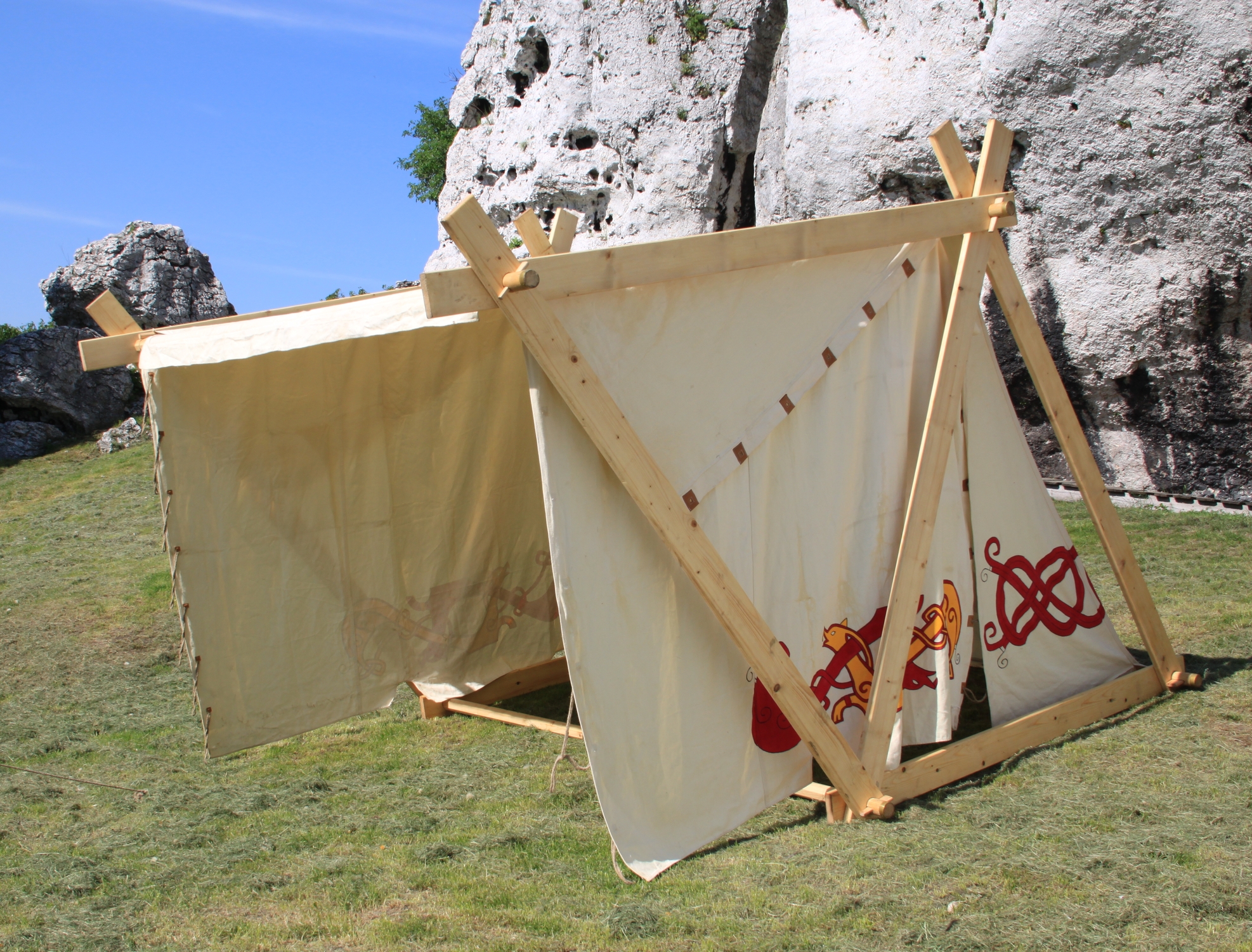 Marine Onbepaald Pas op Historical tents - Tentorium - Anglo-Saxon, Geteld, historical tent,  soldier tents, linen tents, medieval tents, cone tents, Market-tents,  Vikings tents, yurt tents, Glamping tents, Vikings A-frame tents, Roman  tents, yurt